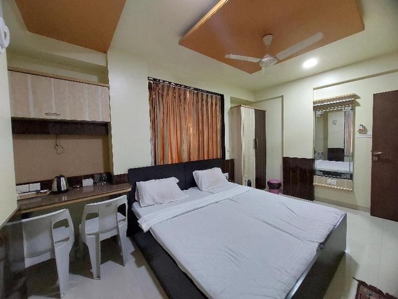 Super Hotel O Happy Homely Stay Near Pune Airport Khadki Ngoại thất bức ảnh